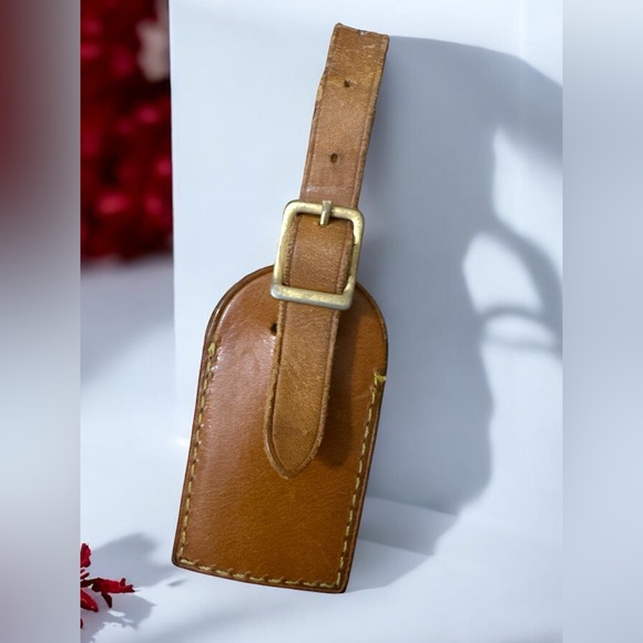 Louis Vuitton Authentic Leather Brown Luggage Tag Adjustable Belt Style Loop - Picture 2 of 2